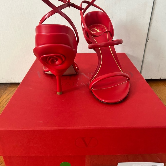 Valentino Garavani Red Rose Sandals! main image 3